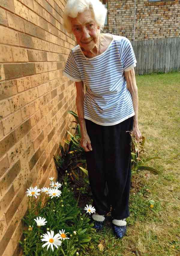 funeral-service-nita-olive-hosking Funeral Services for Nita Olive Hosking in Maitland